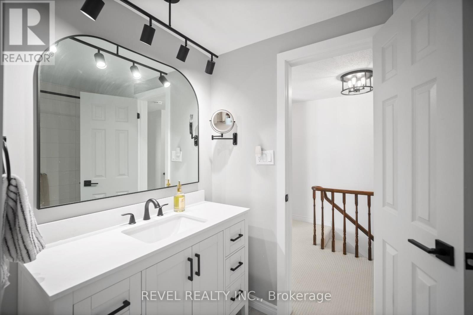 3 - 2058 BRANT STREET, Burlington (Tyandaga), Ontario, L7P3A6 — Photo 36