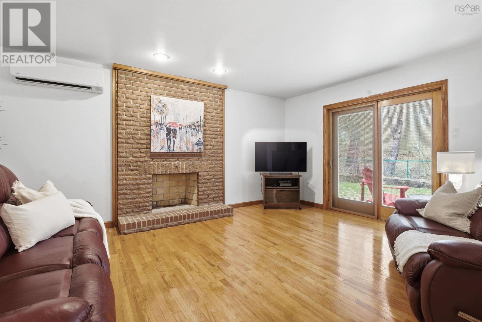 Property 16 of 40 of 9 Nighthawk Lane