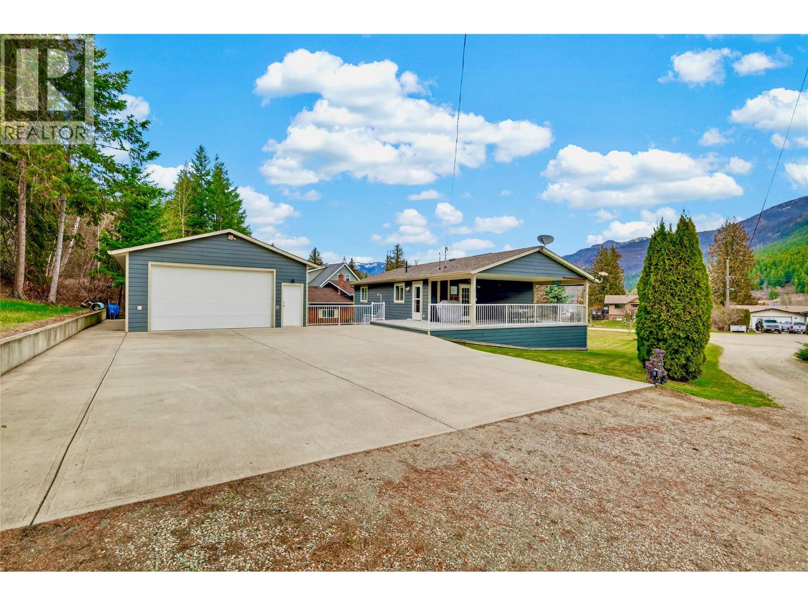 8758 Holding Road Lot# 17, Adams Lake