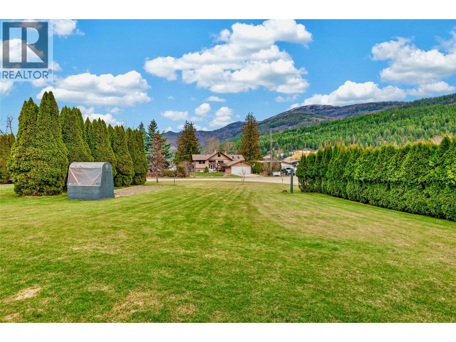 8758 Holding Road Lot# 17, Adams Lake