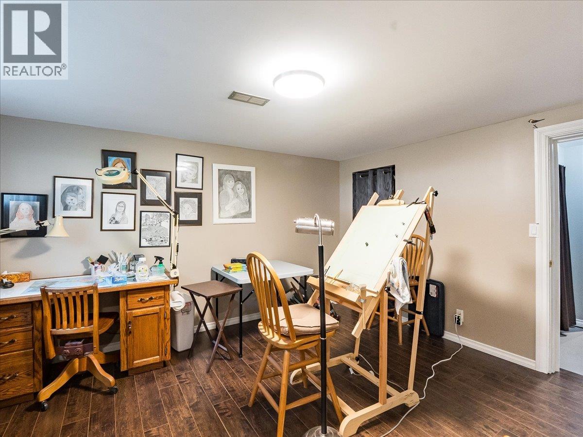 1663 Moran Road Road, Thrums