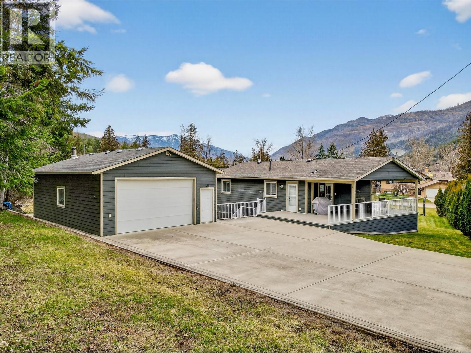 8758 Holding Road Lot# 17, Adams Lake