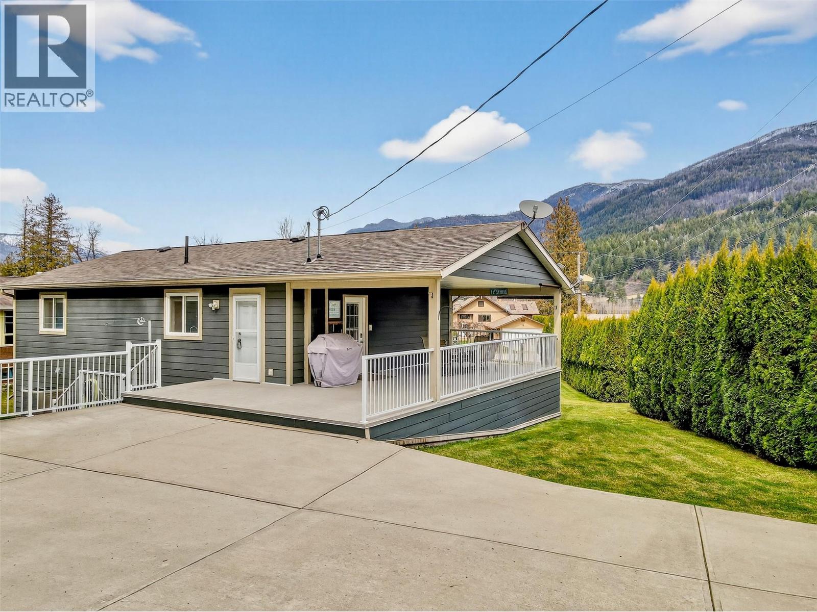 8758 Holding Road Lot# 17, Adams Lake