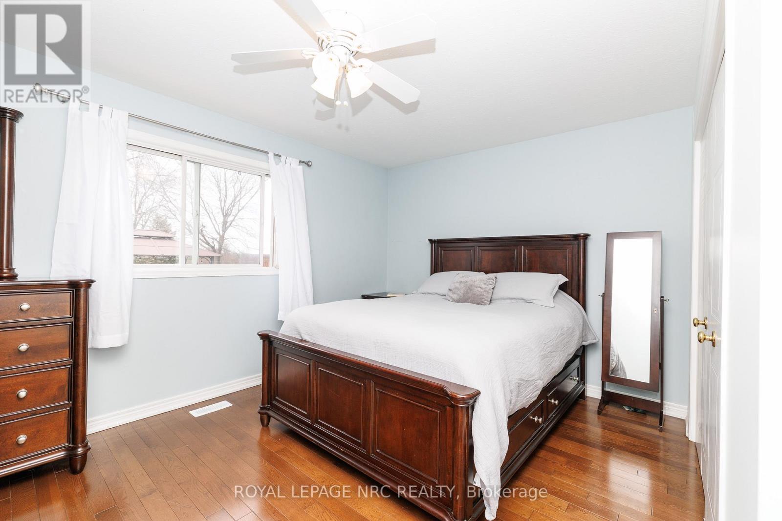 16 LEONARD DRIVE - 18