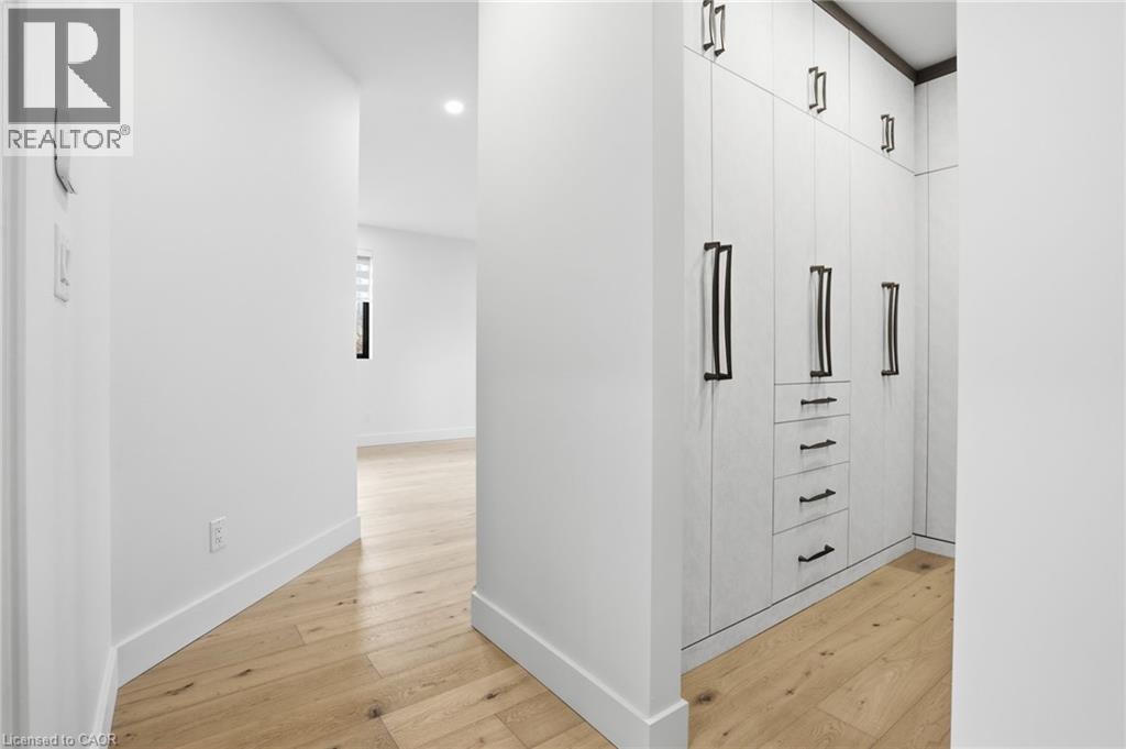 427 PINE COVE ROAD - 29