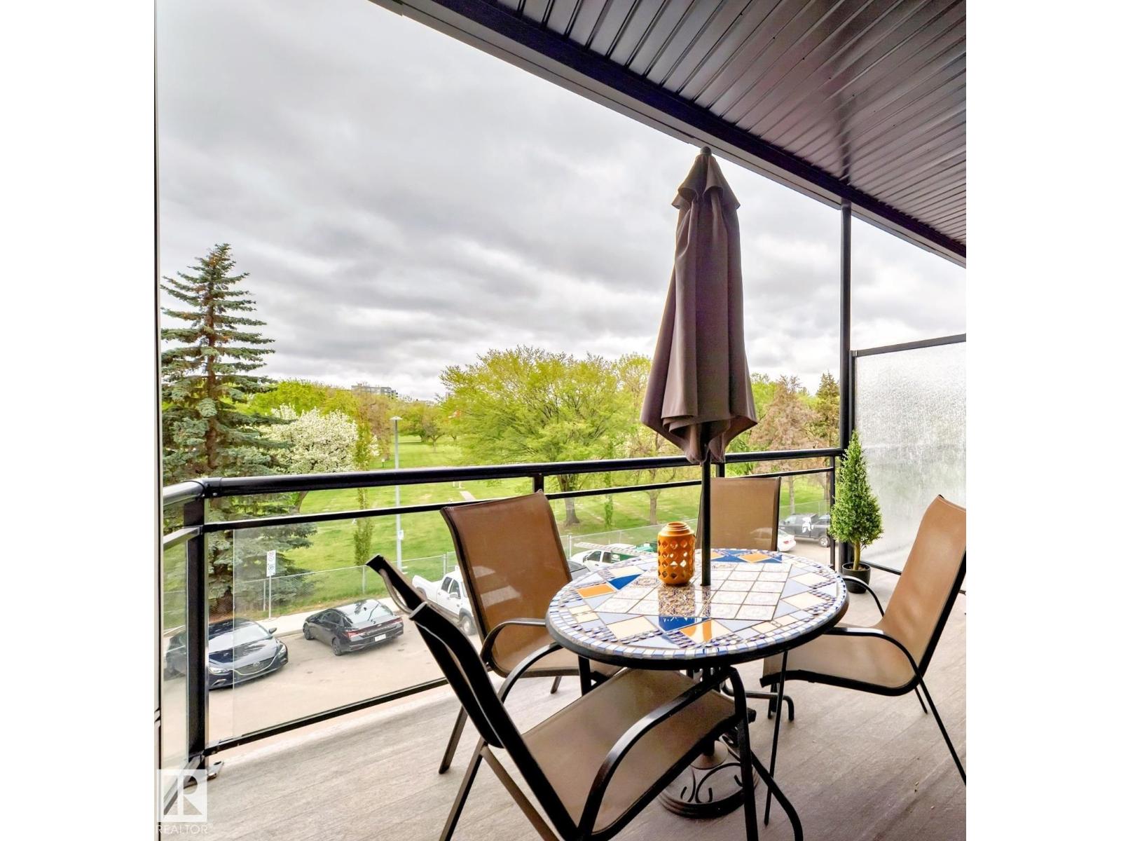 #303 10531 117 ST NW, Edmonton