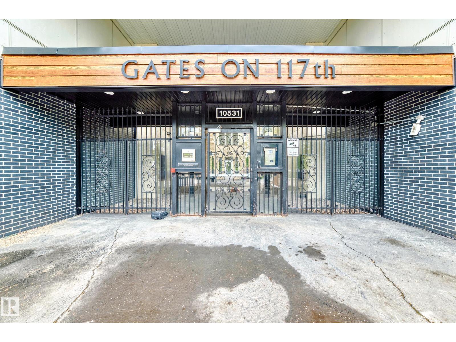 #303 10531 117 ST NW, Edmonton