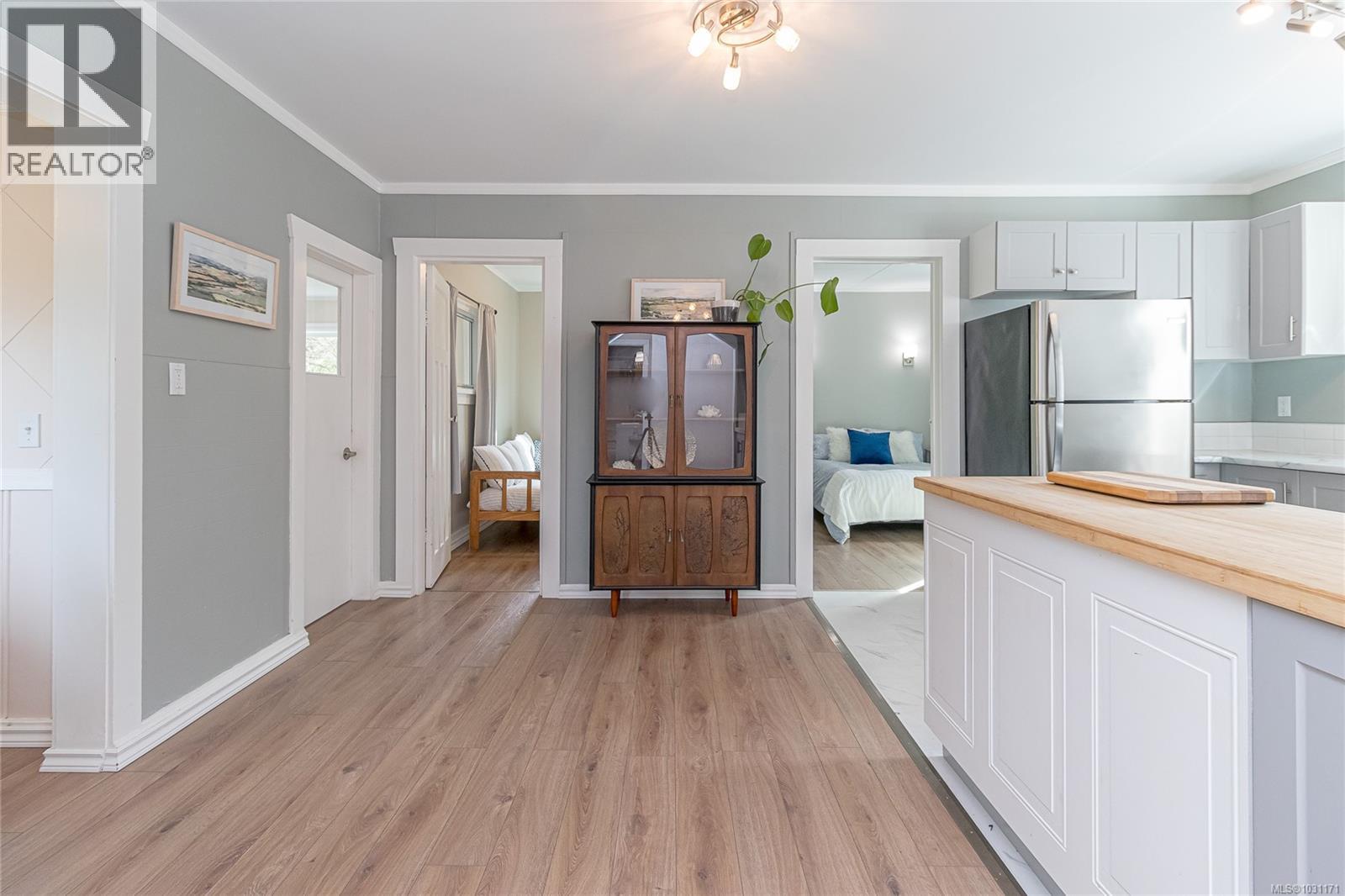 73 Cowichan Ave W, Lake Cowichan