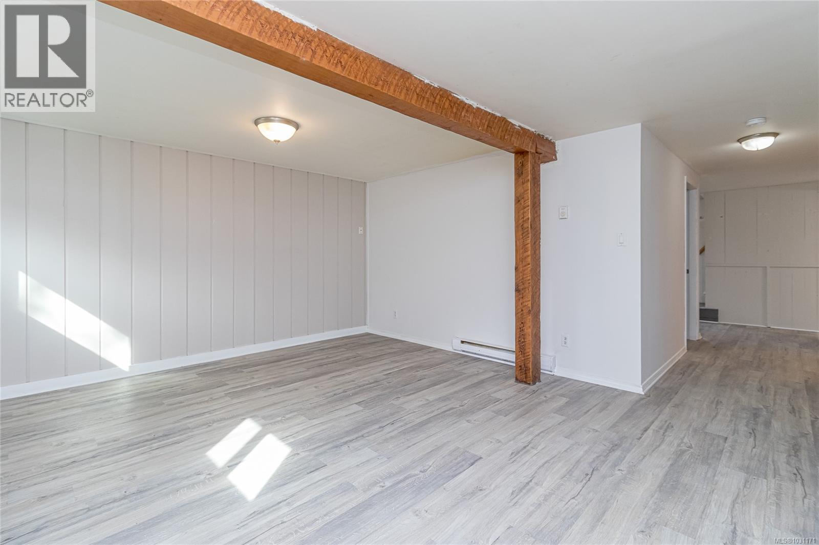 73 Cowichan Ave W, Lake Cowichan