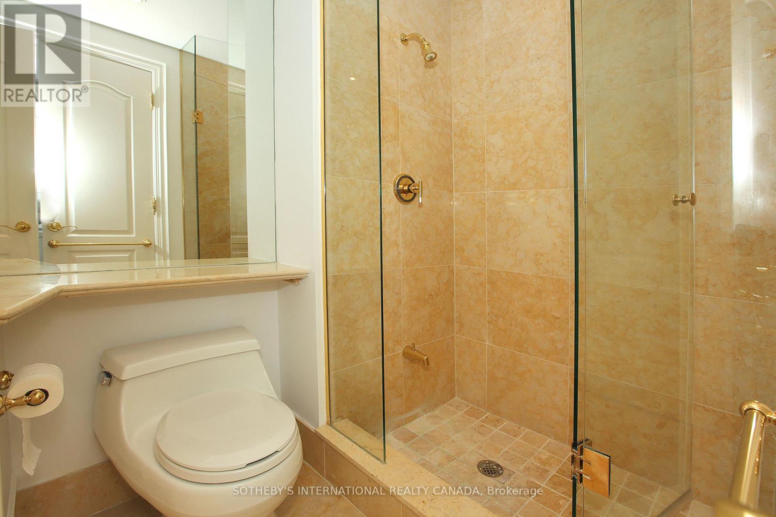 #809 33 DELISLE AVENUE - 18