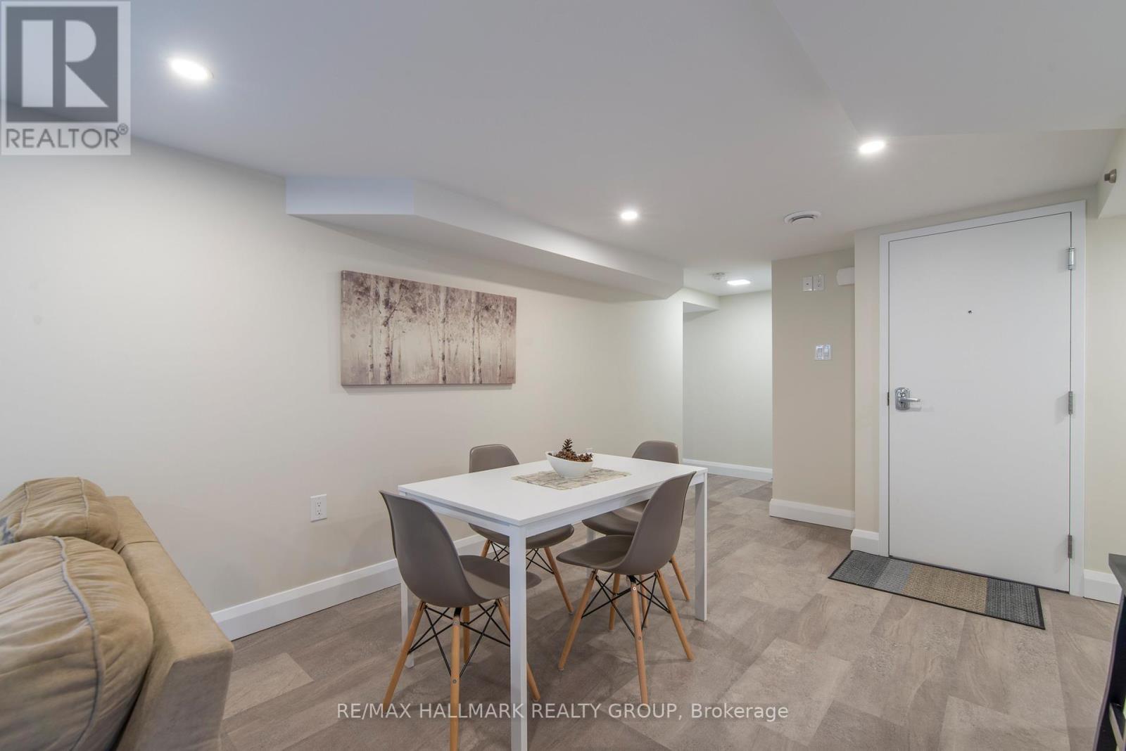 2160 LAMBETH WALK - 28