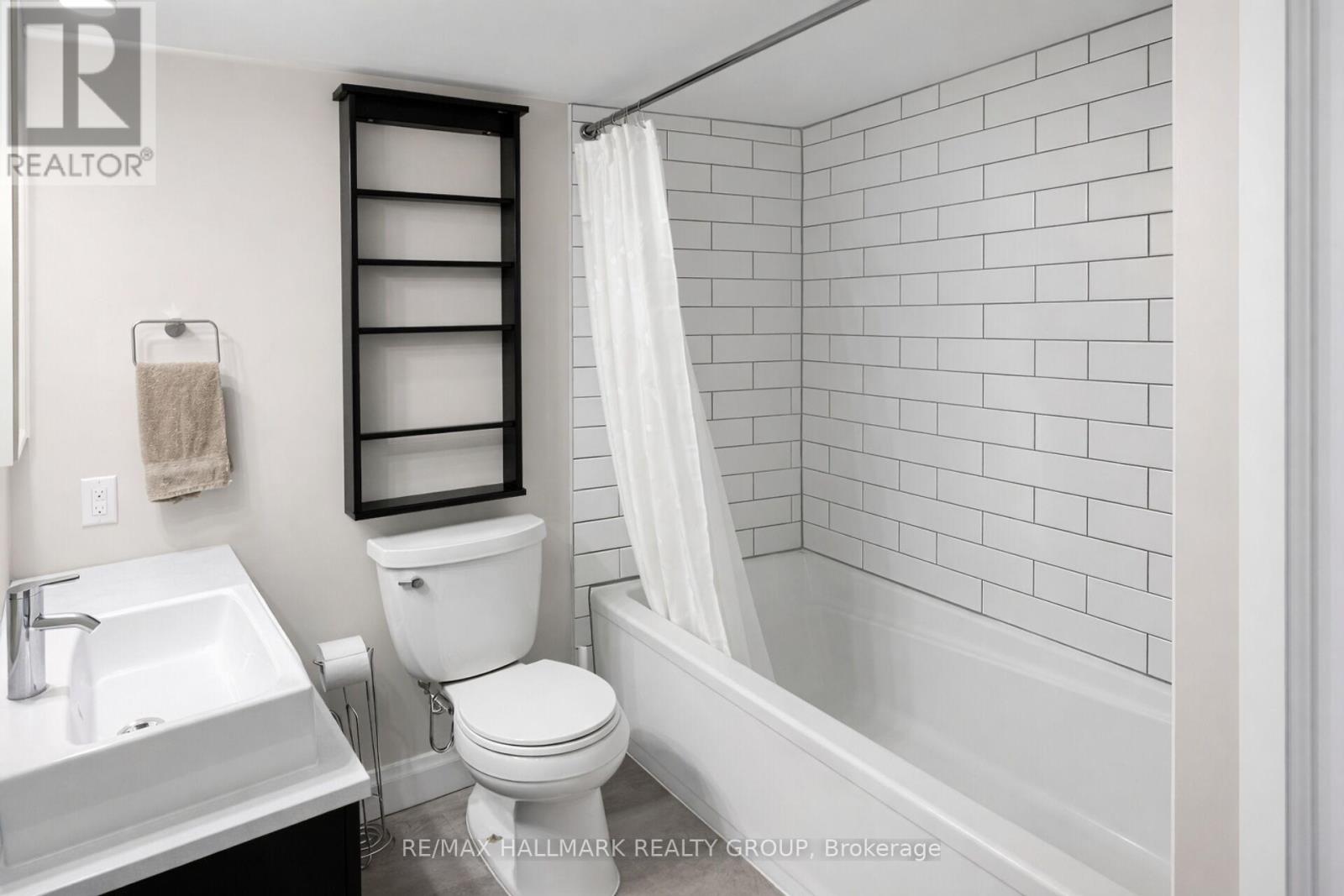 2160 LAMBETH WALK - 45