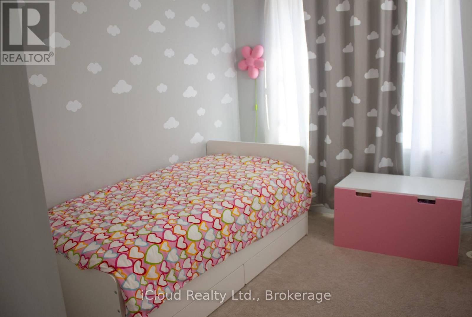 118 BAYCLIFFE CRESCENT - 13