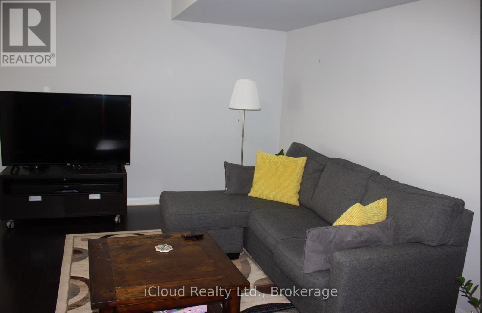 118 BAYCLIFFE CRESCENT - 27