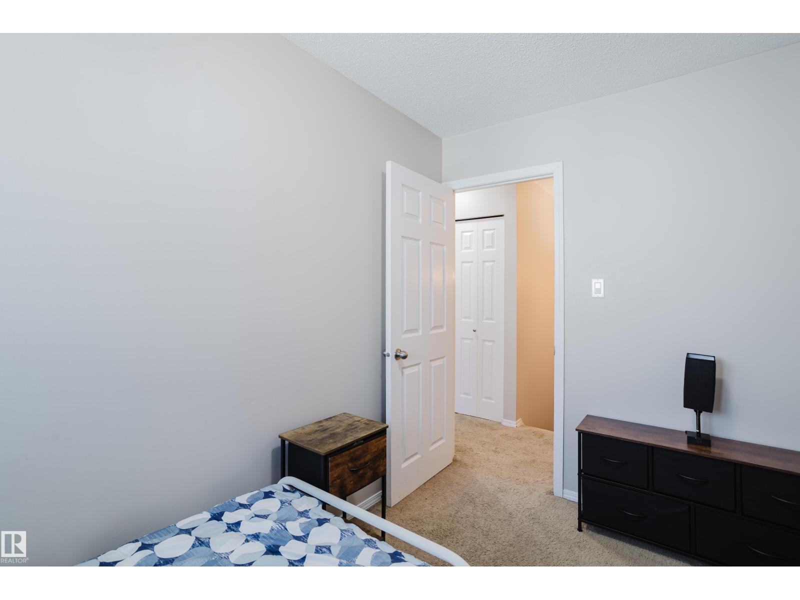 #8 14110 80 ST NW, Edmonton