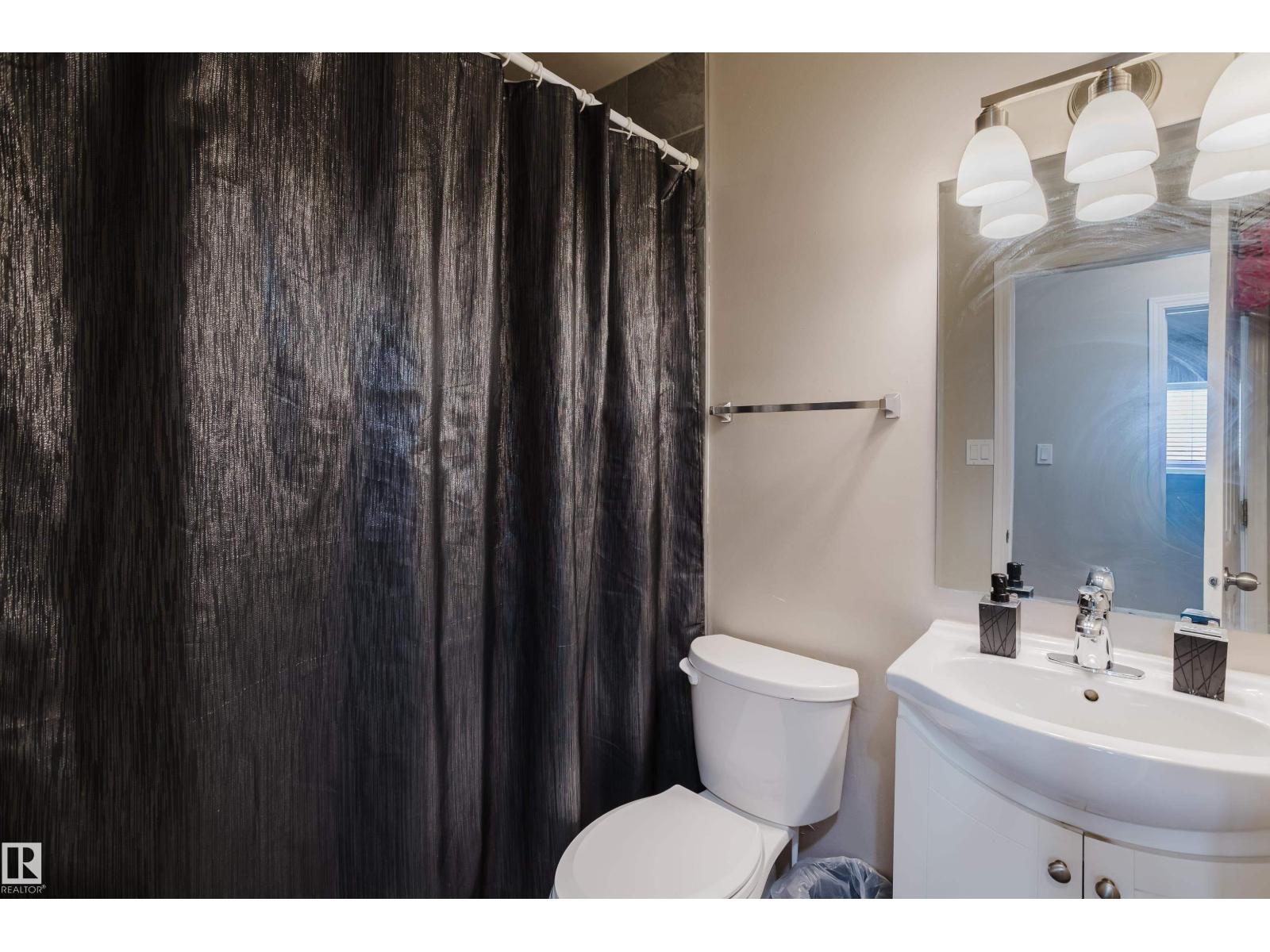 #8 14110 80 ST NW, Edmonton