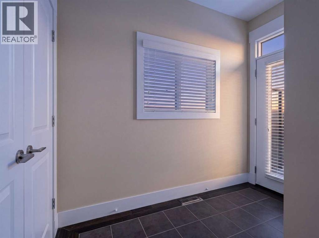 Single Family House for Sale in   Avenue SW Altadore Calgary 