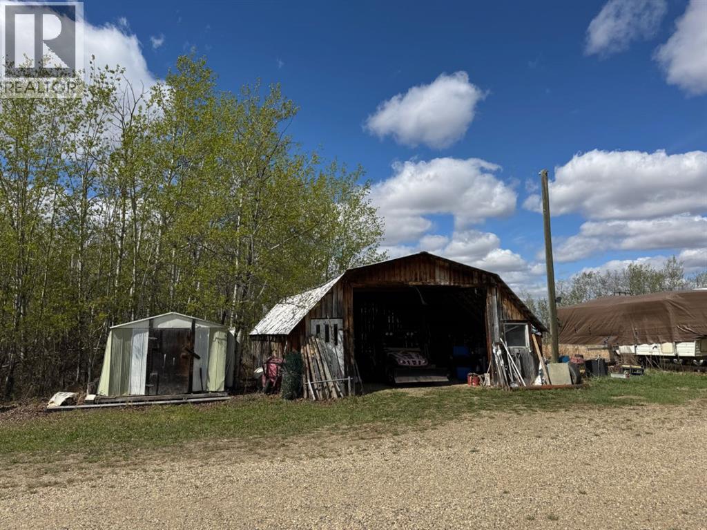 
          62040 860
            <br/>
            <span>Rural Clear Hills County</span>
            , 
            <span>AB</span>
             <span>T0H2A0</span>
         - Photo 5