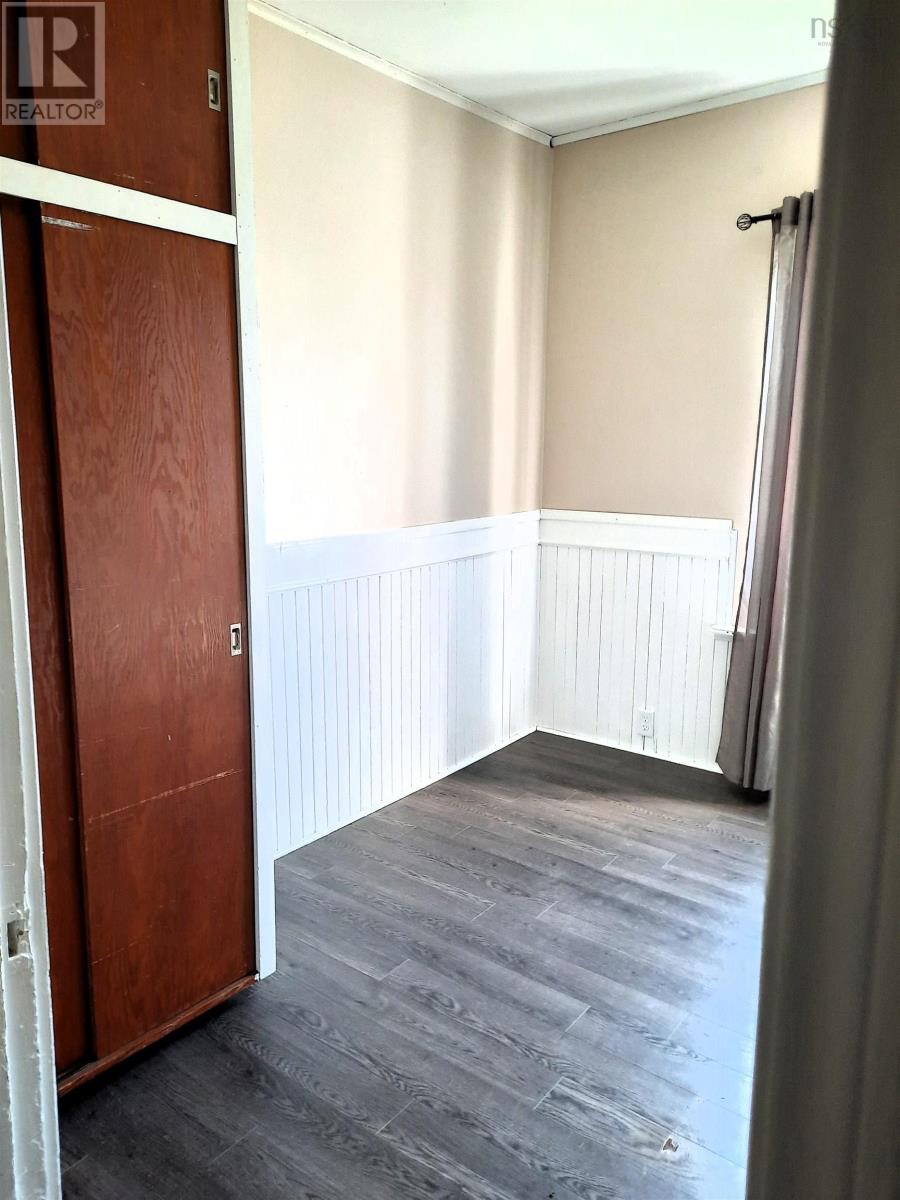 Property 32 of 38 of 23 Queen Street