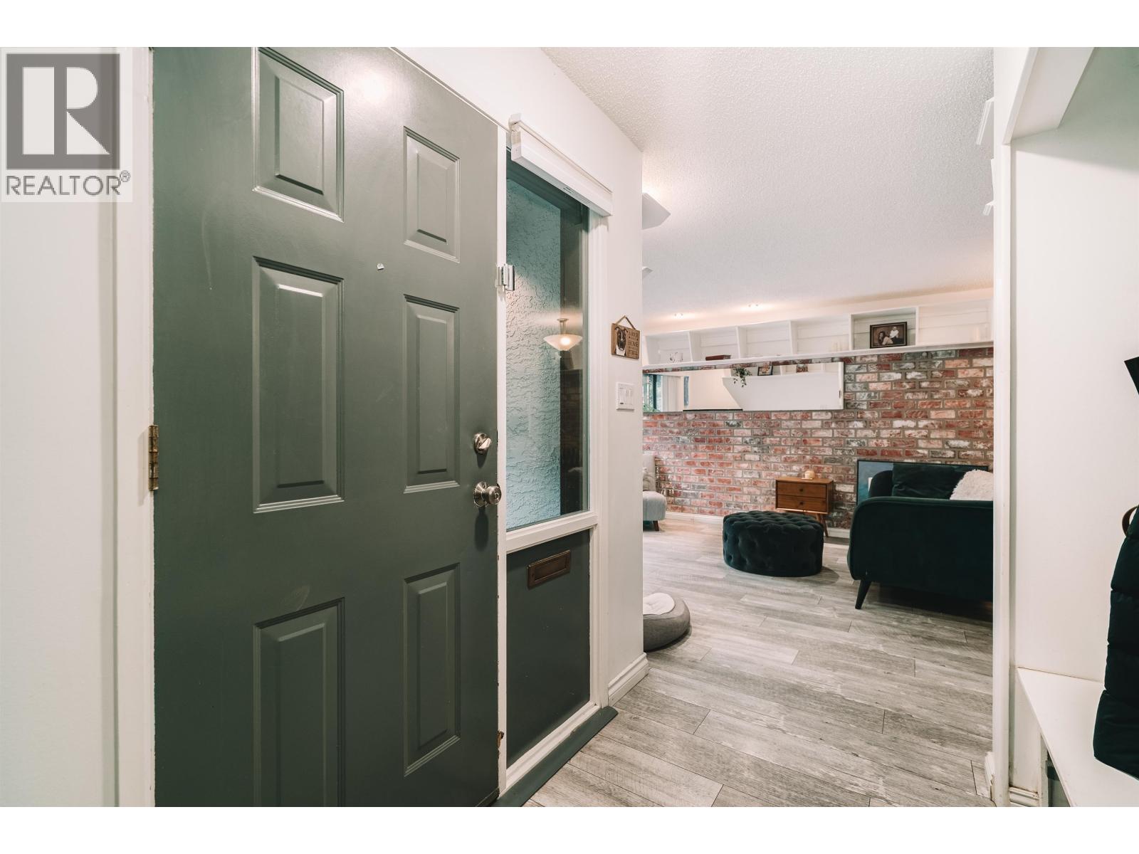 8 365 GINGER DRIVE, New Westminster