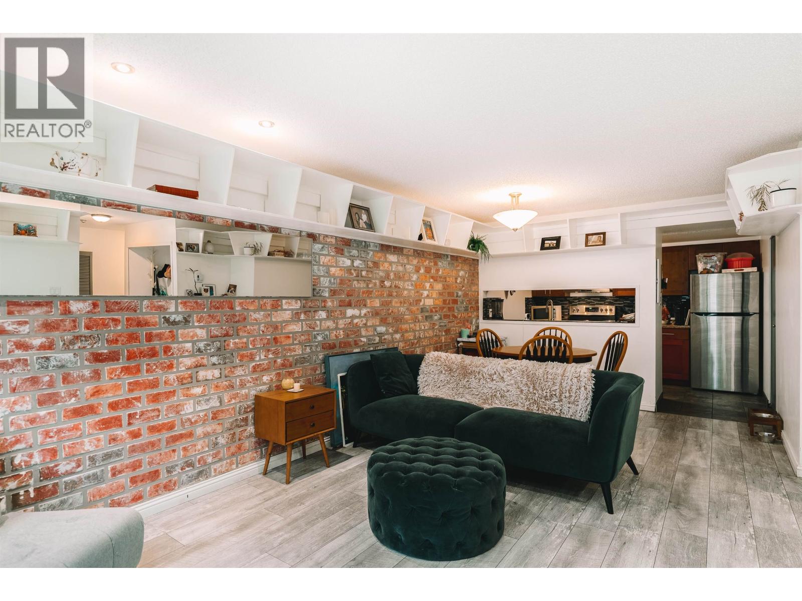 8 365 GINGER DRIVE, New Westminster