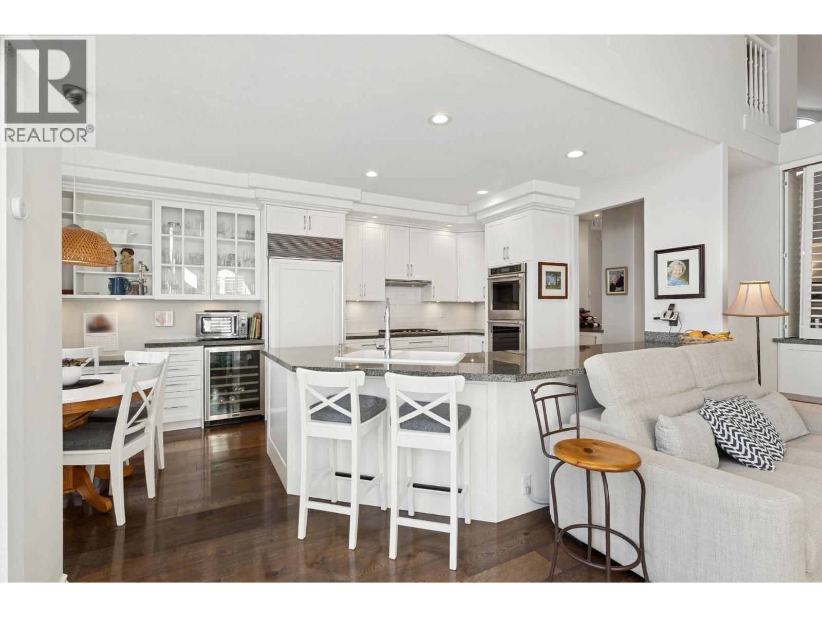 7 5110 ALDERFEILD PLACE, West Vancouver