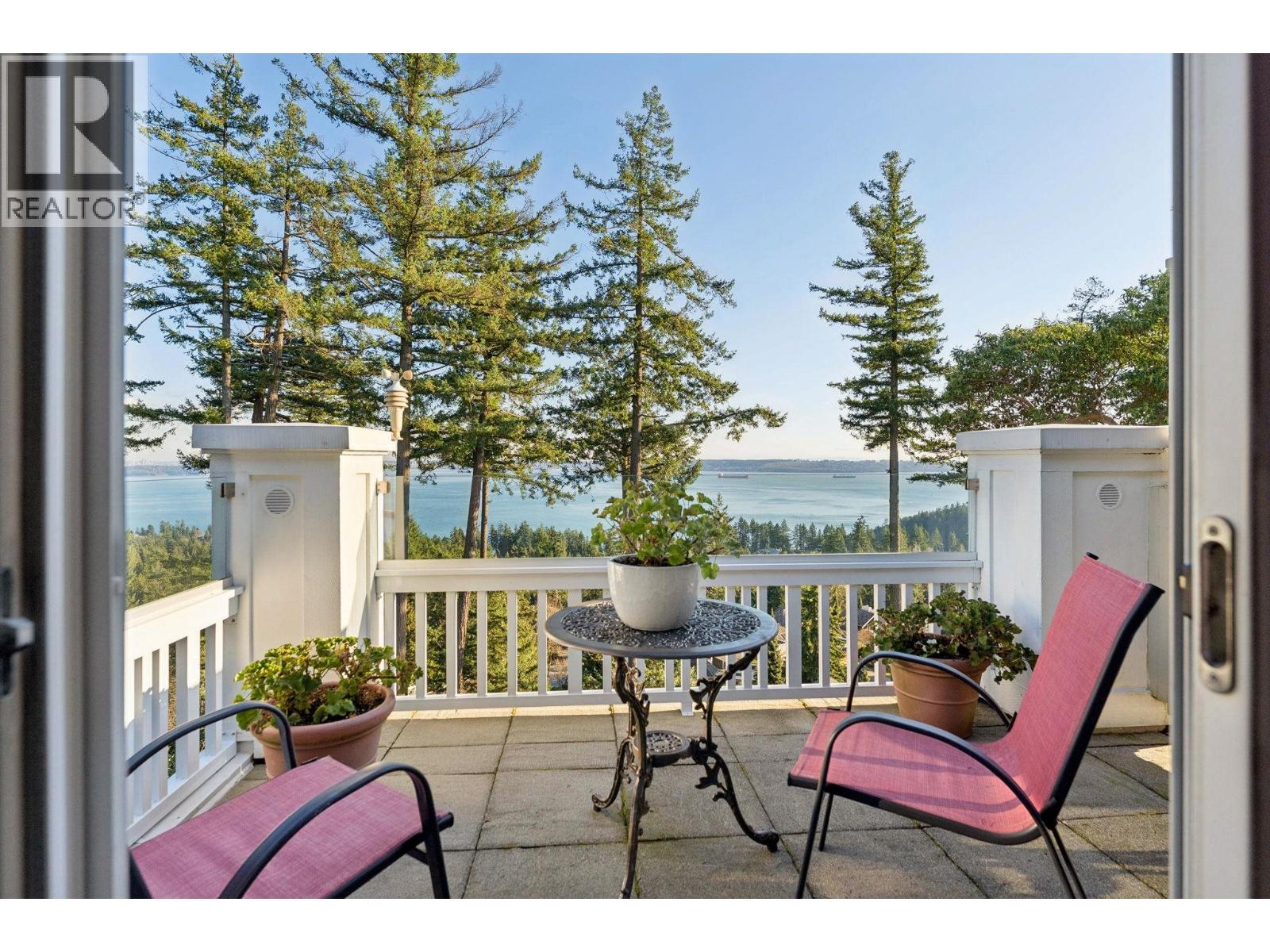 7 5110 ALDERFEILD PLACE, West Vancouver