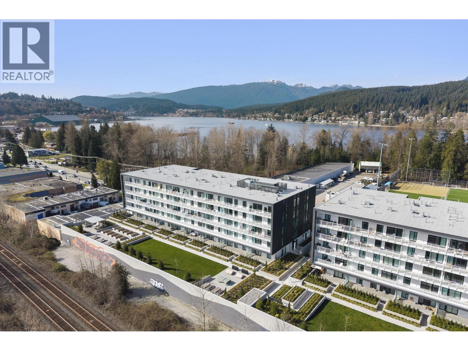 216 3055 MURRAY STREET, Port Moody