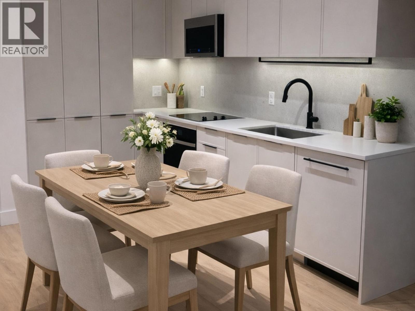 216 3055 MURRAY STREET, Port Moody