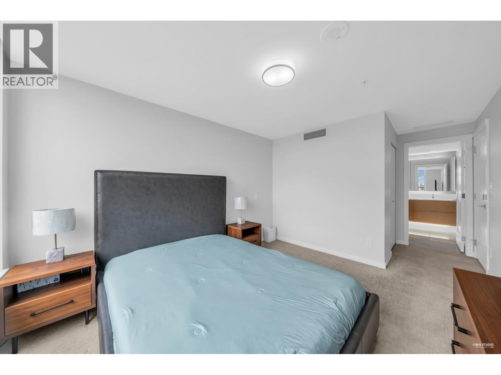 #5-3699 SEXSMITH Road, Richmond