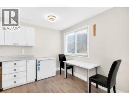 107 12096 222 Street, Maple Ridge, BC V2X5W1 Photo 8