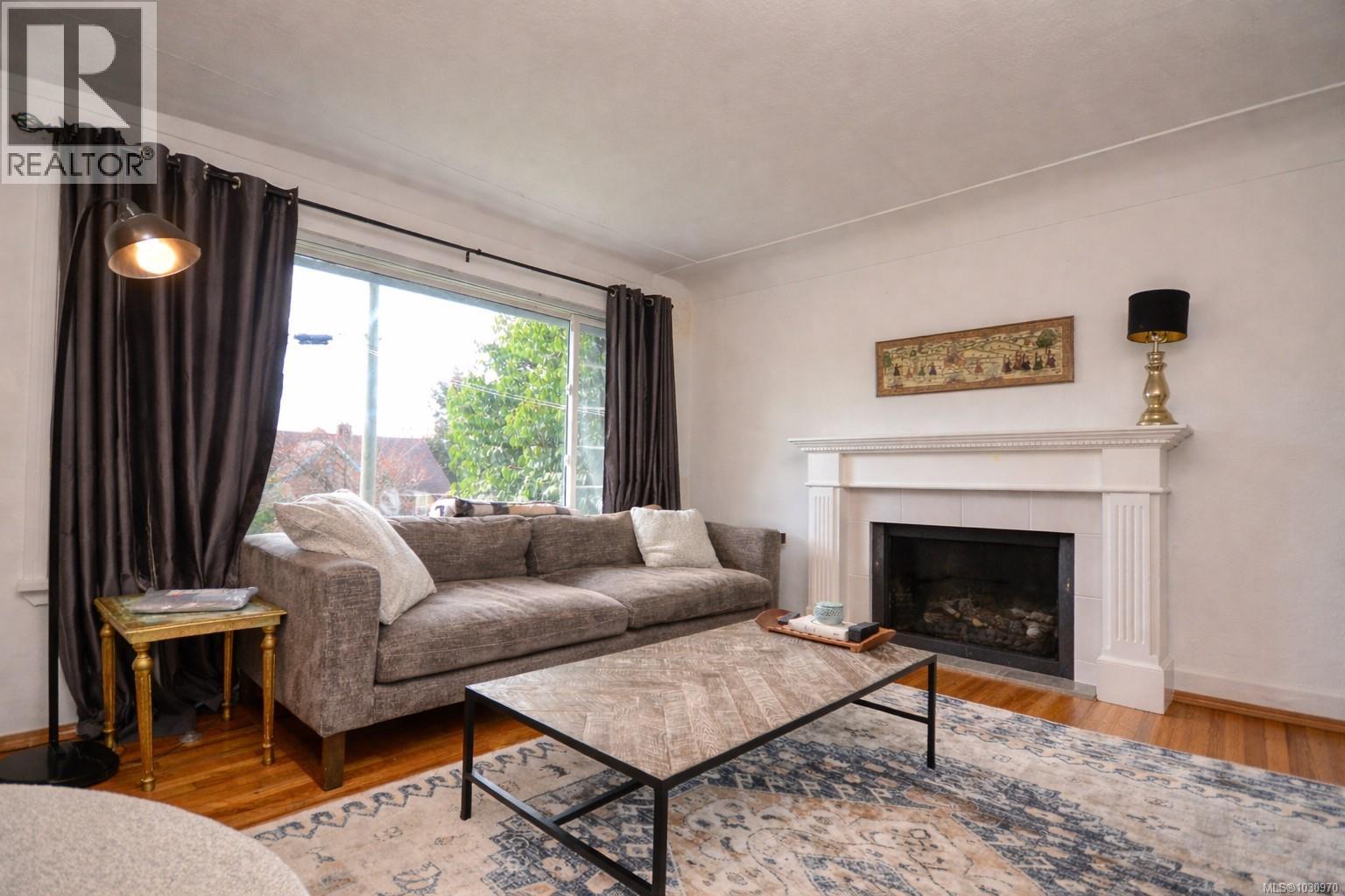 1044 Wollaston St, Esquimalt