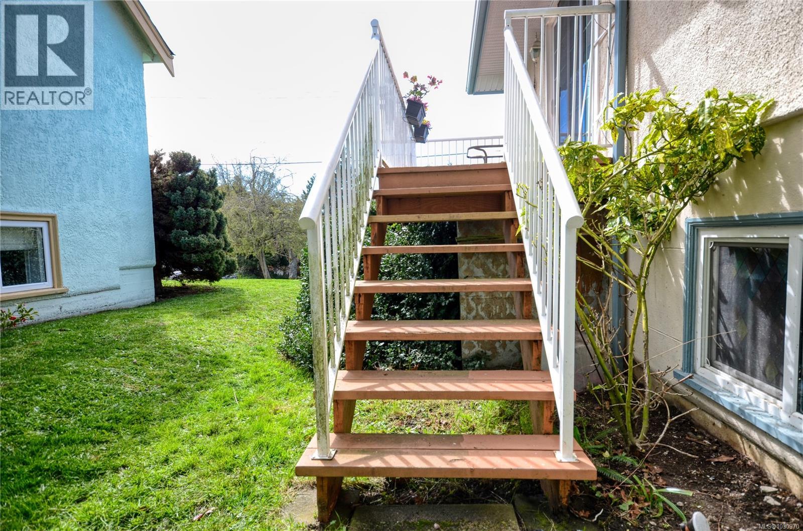 1044 Wollaston St, Esquimalt