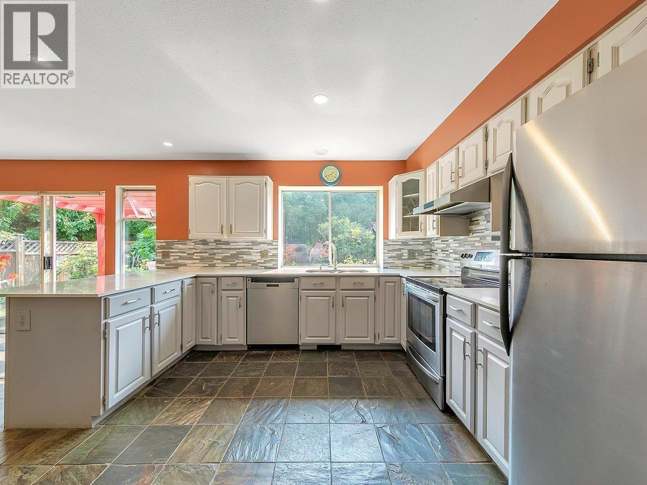 4660 MONCTON Street, Richmond