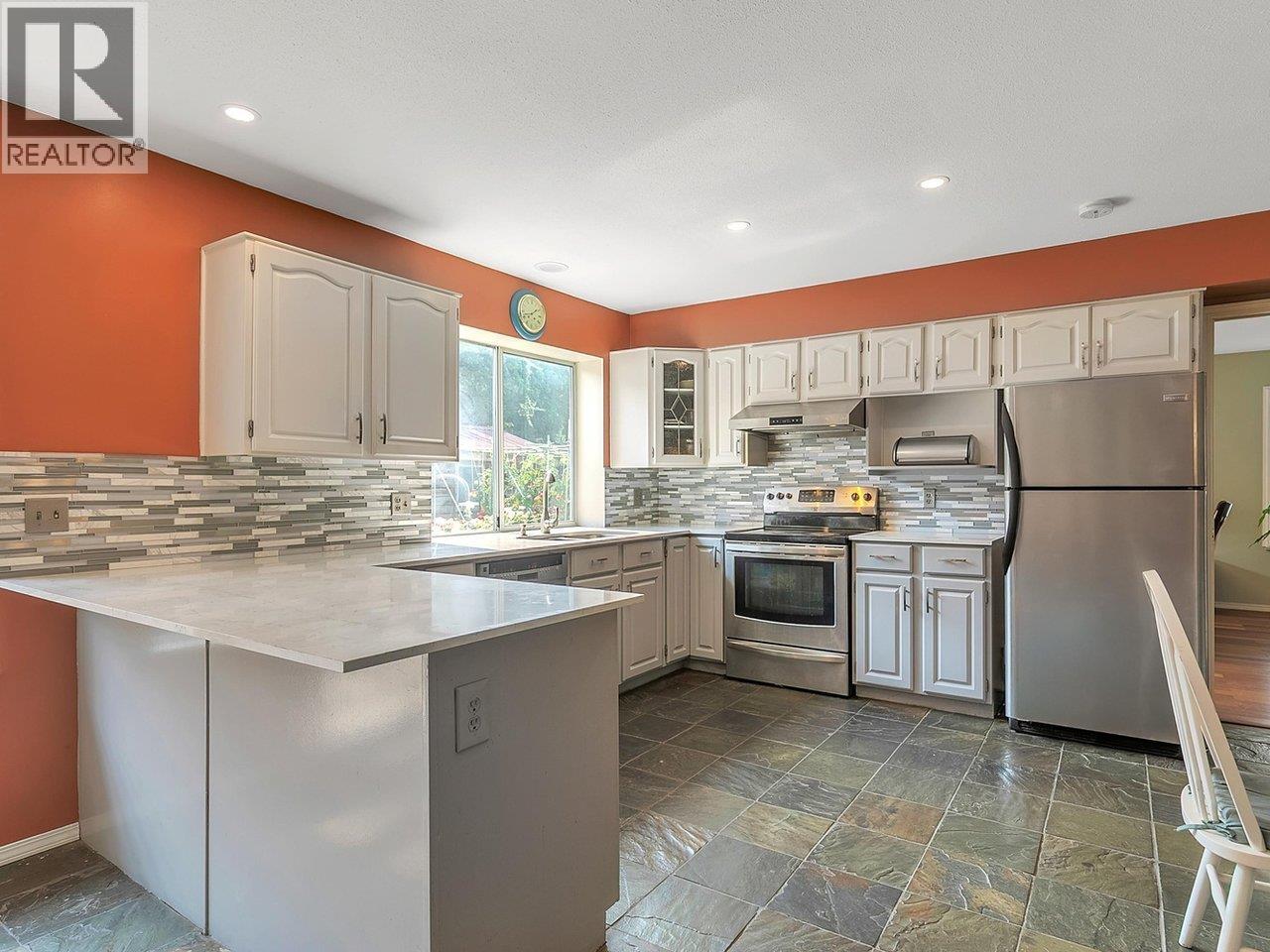 4660 MONCTON Street, Richmond