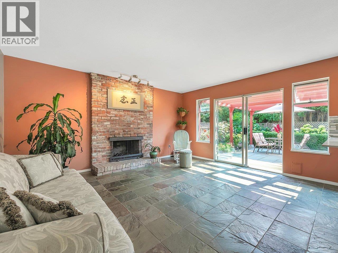 4660 MONCTON Street, Richmond