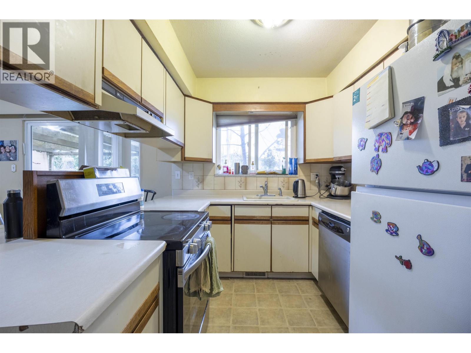 9291 RYAN Crescent, Richmond