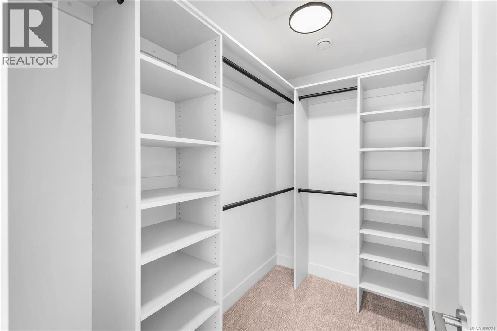 3419 Horizon Terr, Langford