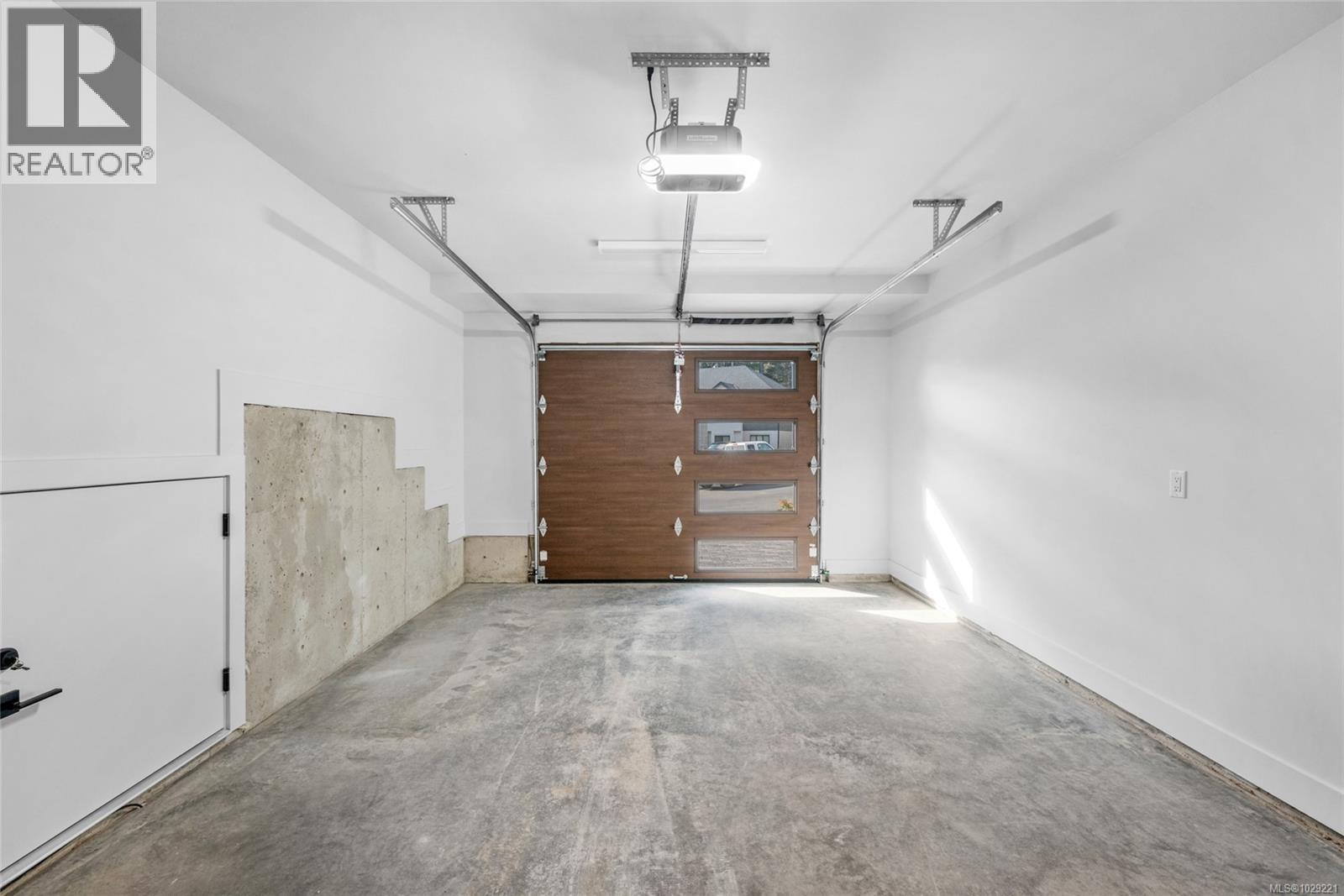 3419 Horizon Terr, Langford