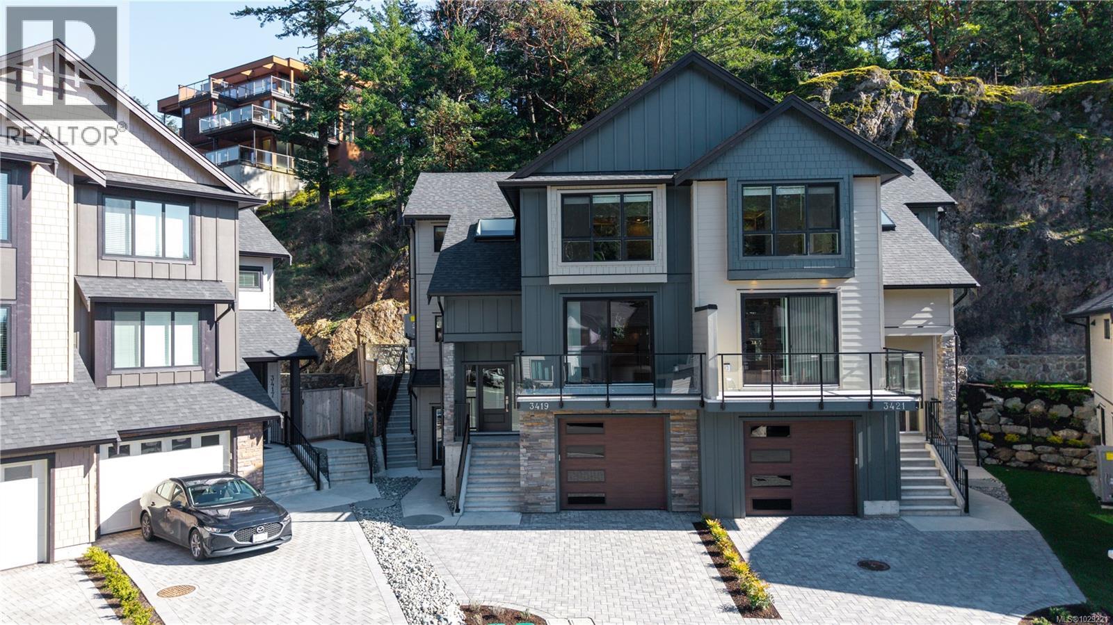 3419 Horizon Terr, Langford