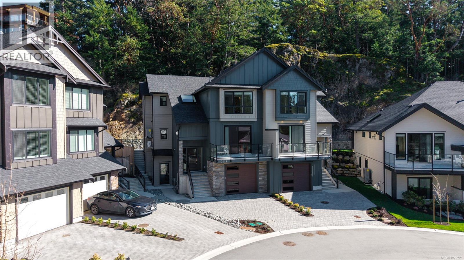 3419 Horizon Terr, Langford