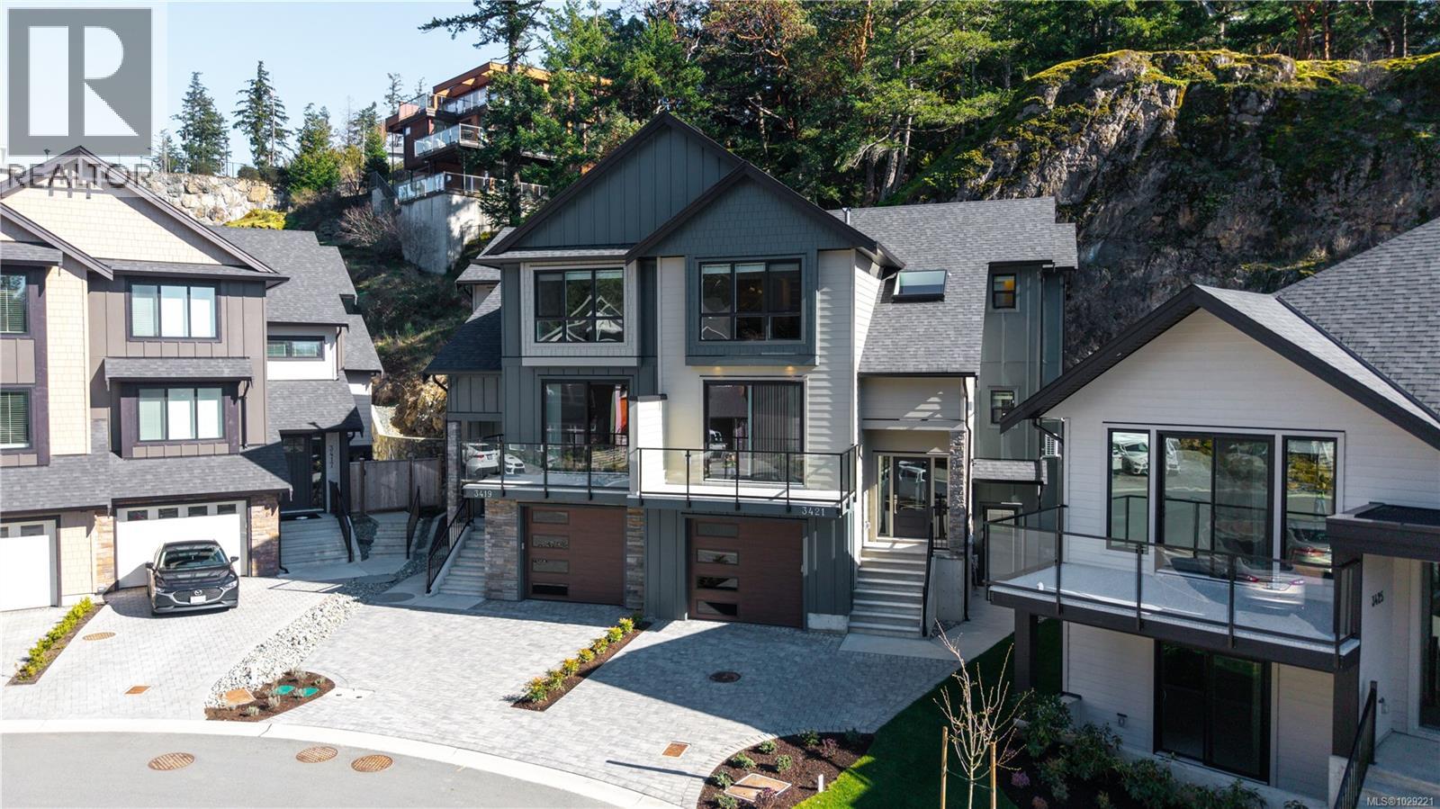 3419 Horizon Terr, Langford