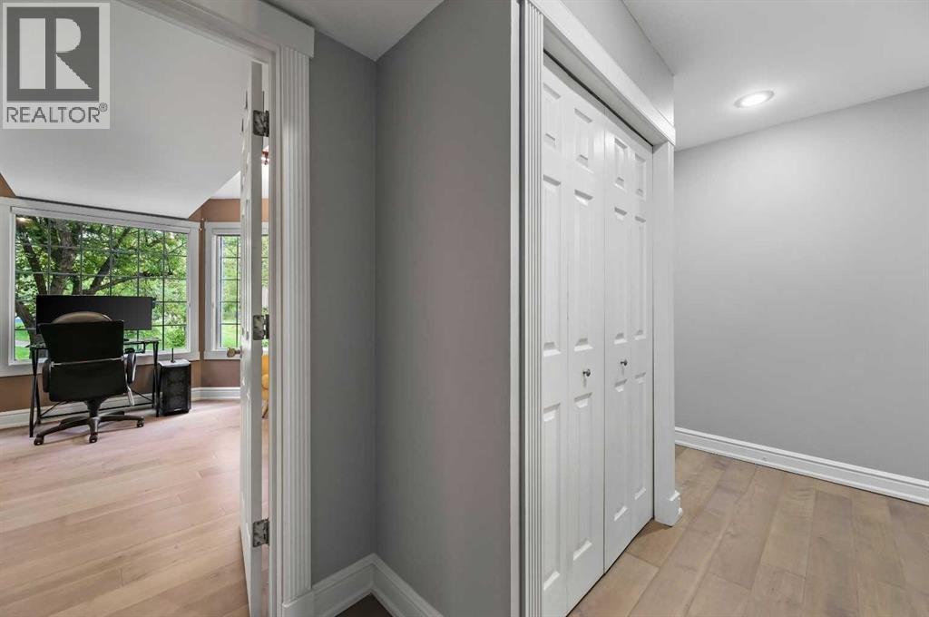 Single Family House for Sale in    Avenue SW Bankview Calgary 