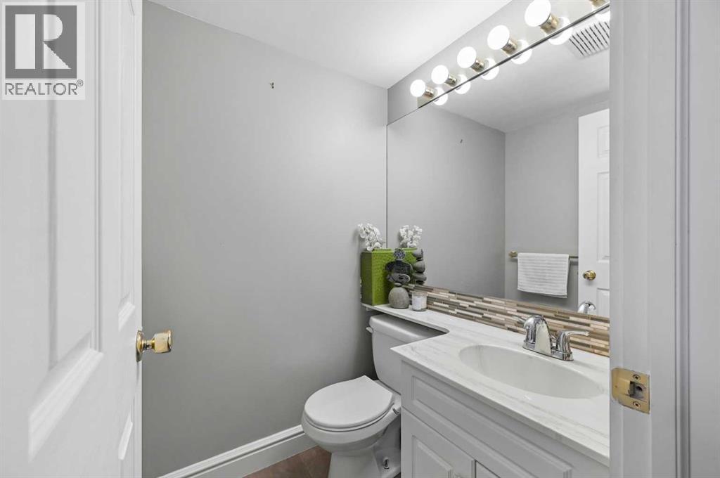 Single Family House for Sale in    Avenue SW Bankview Calgary 