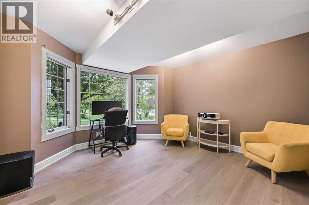 Single Family House for Sale in    Avenue SW Bankview Calgary 