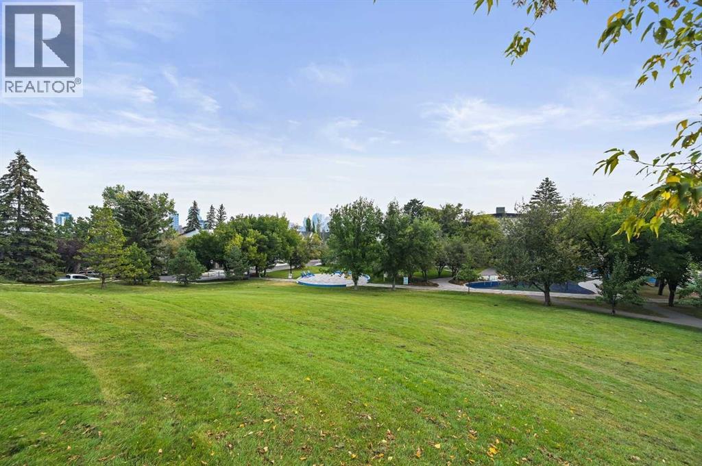 Single Family House for Sale in    Avenue SW Bankview Calgary 