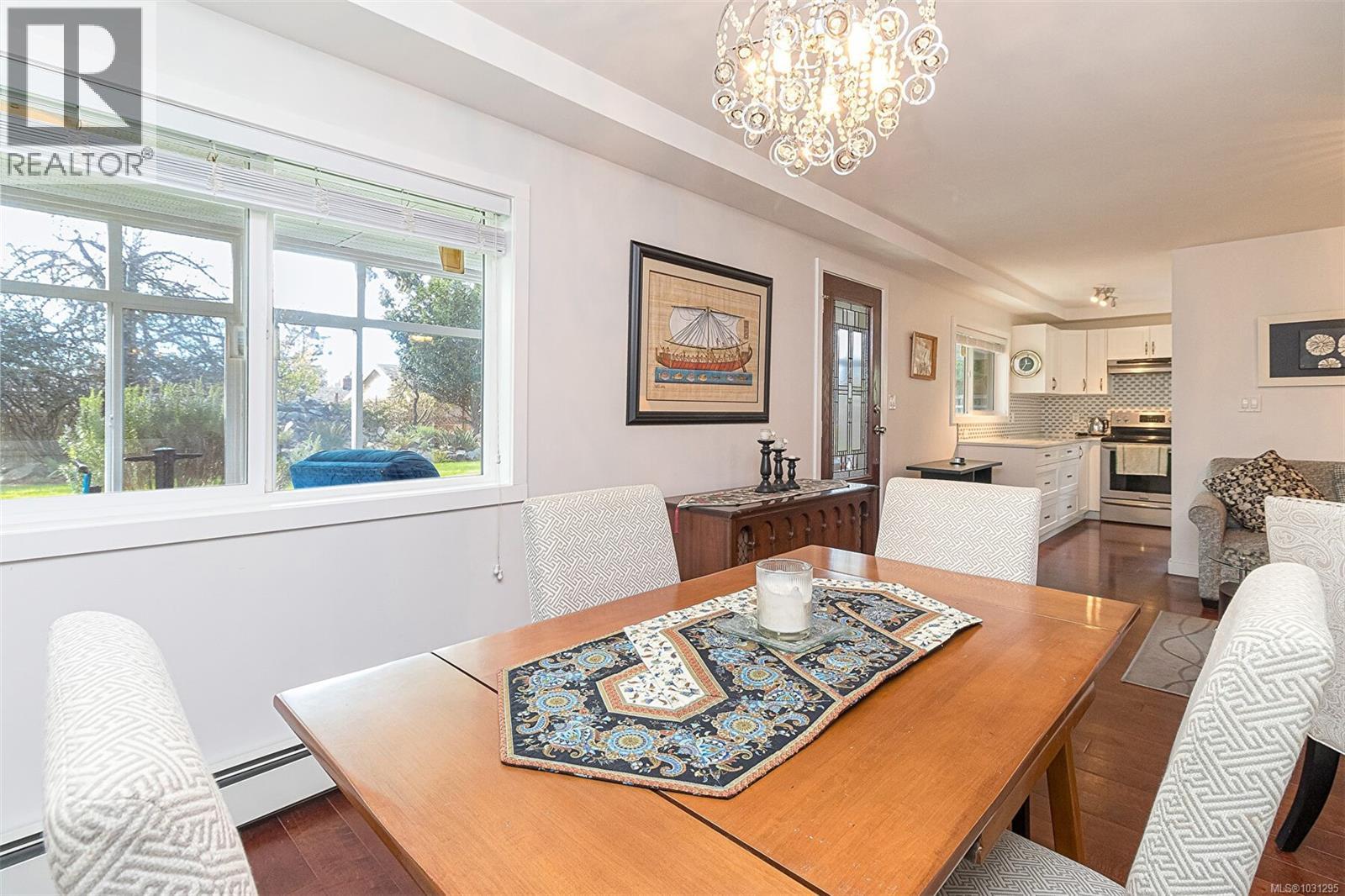 #1 801 Langham Crt - 13