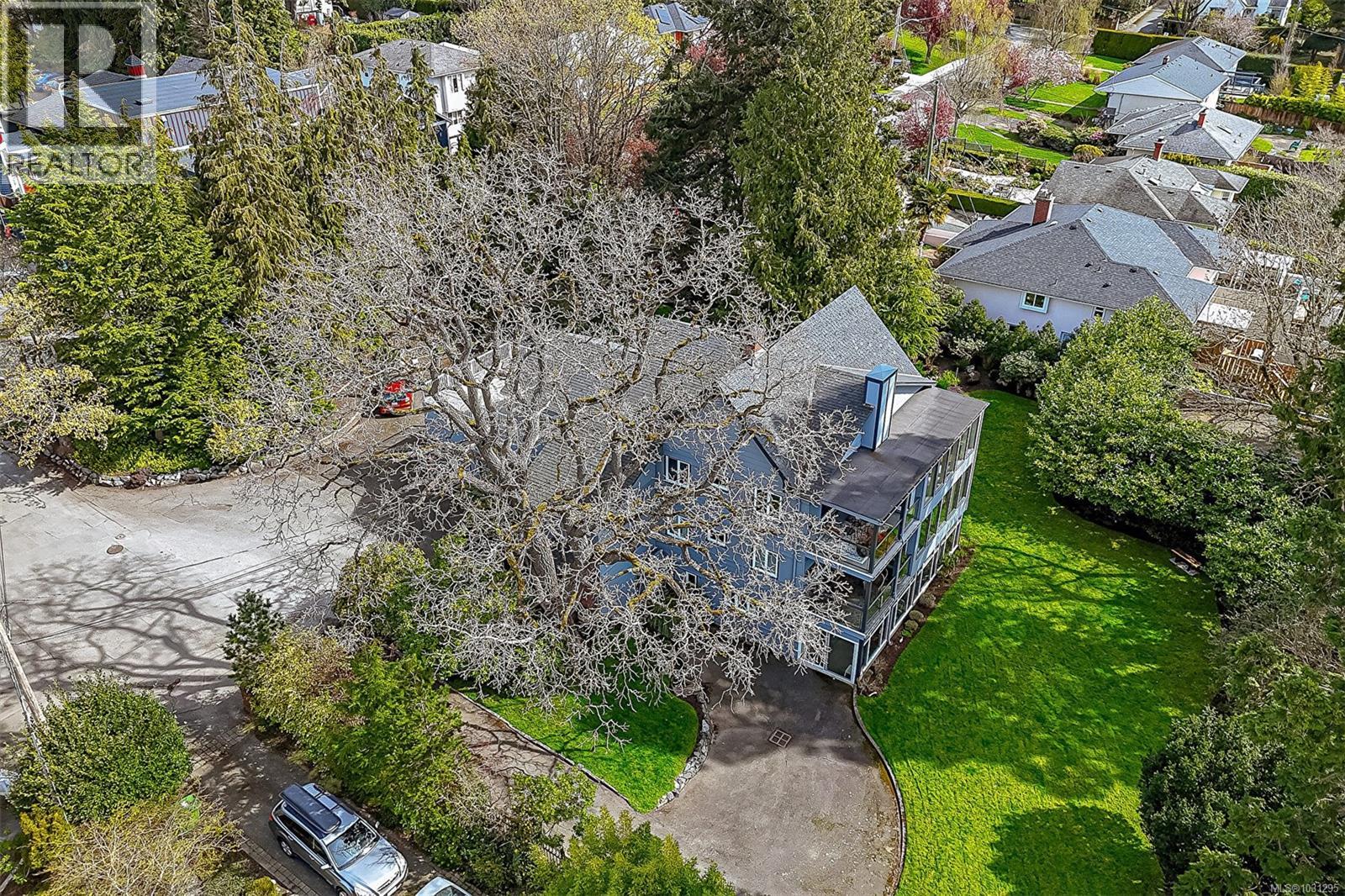 #1 801 LANGHAM CRT - 32