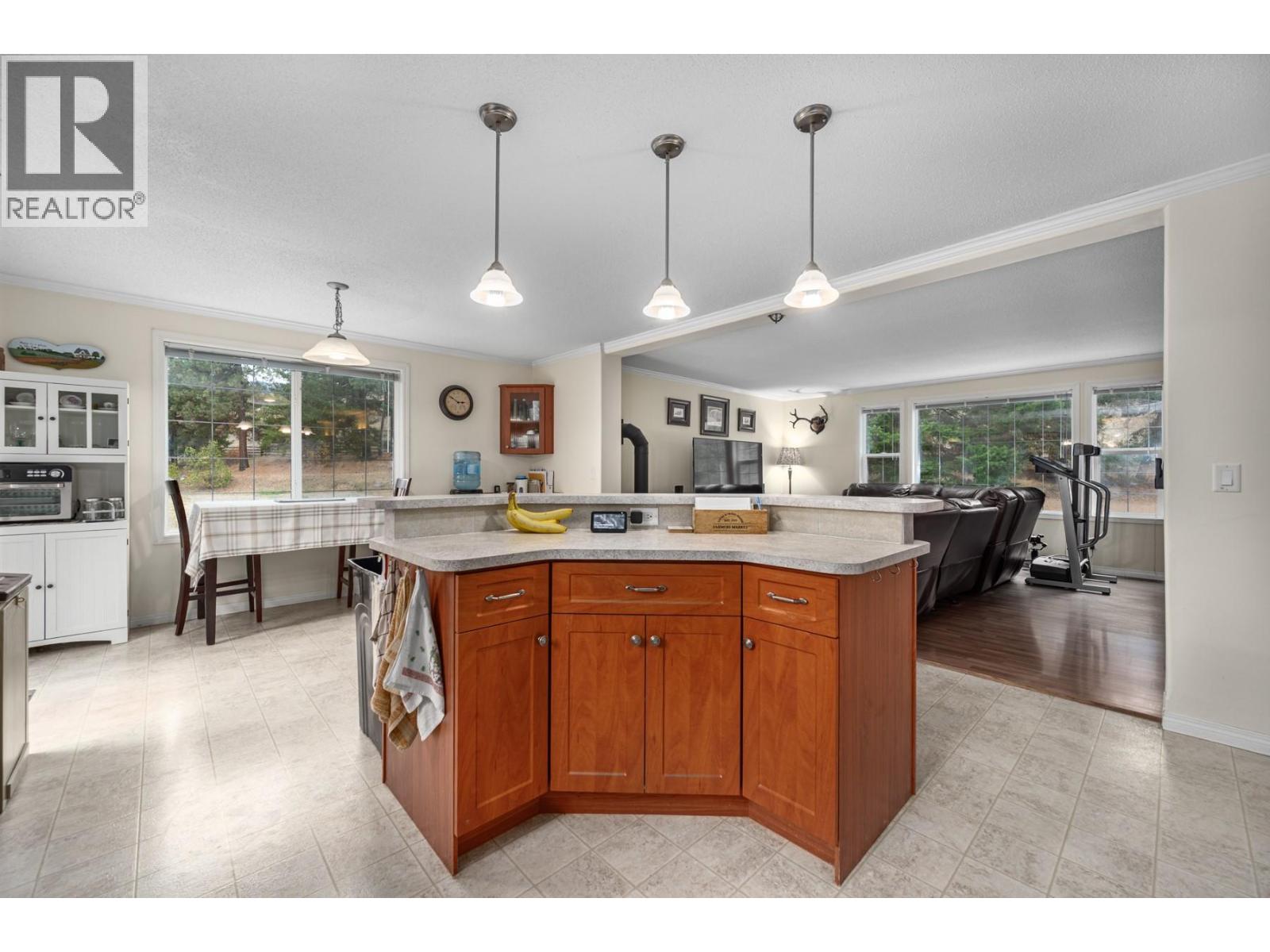 3816 Petit Creek Road, Merritt