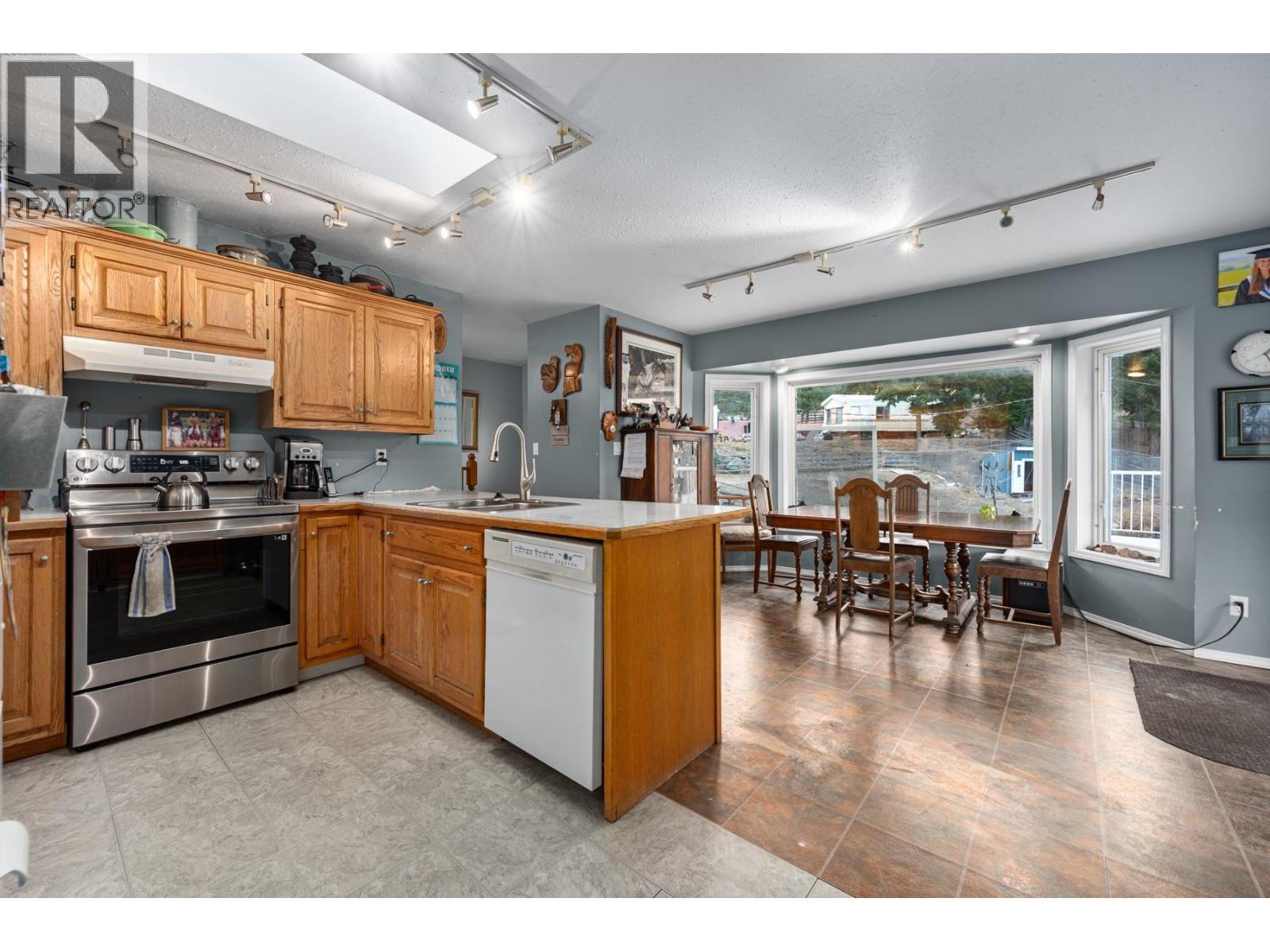 3816 Petit Creek Road, Merritt